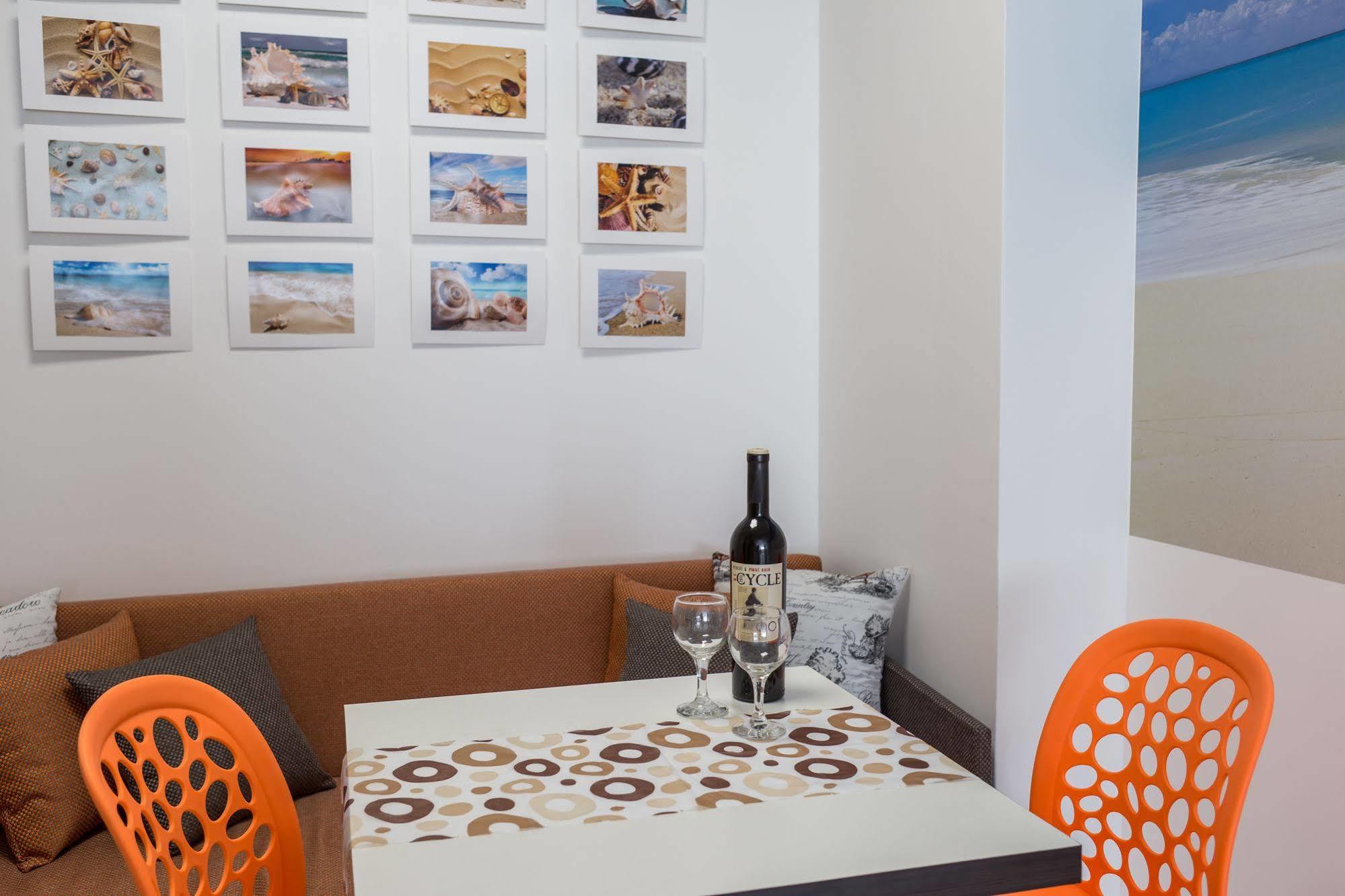 Tevi Apartments Varna Eksteriør billede